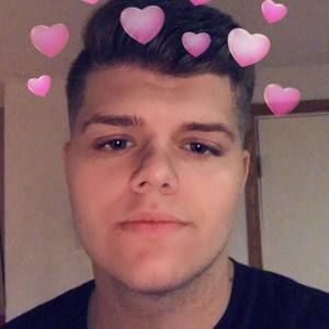 Meet your Posher, Makiah